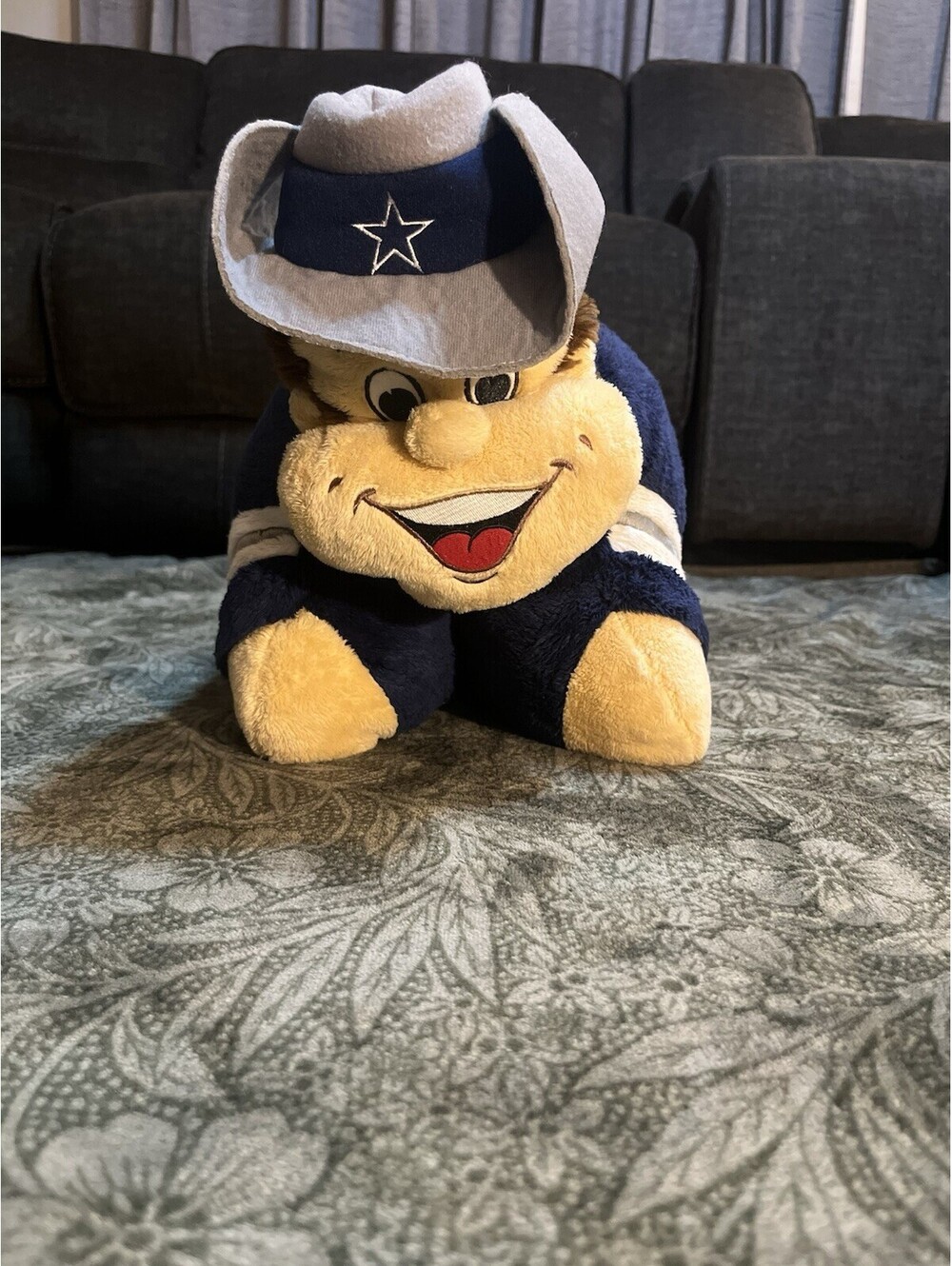 Pillow Pets - NFL Dallas Cowboys “Rowdy" Cowboys Mascot - CJ Products 2009 Plush